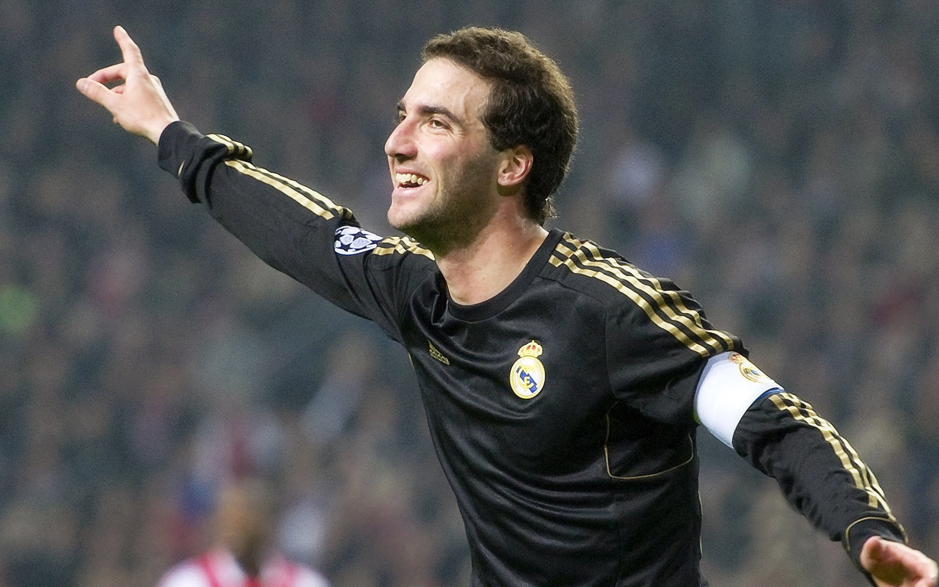 内马尔回归赛场，绝杀首场状态亮眼，MAD观众沸腾！